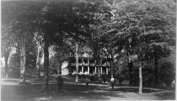 William Reynolds and a gardener in front of the house